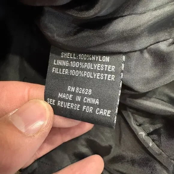 Southpole Y2K Faux Fur Black Gold Puffer Vest Zip Button Up Size Medium - Picture 4 of 6